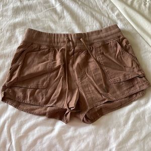 Aritzia shorts